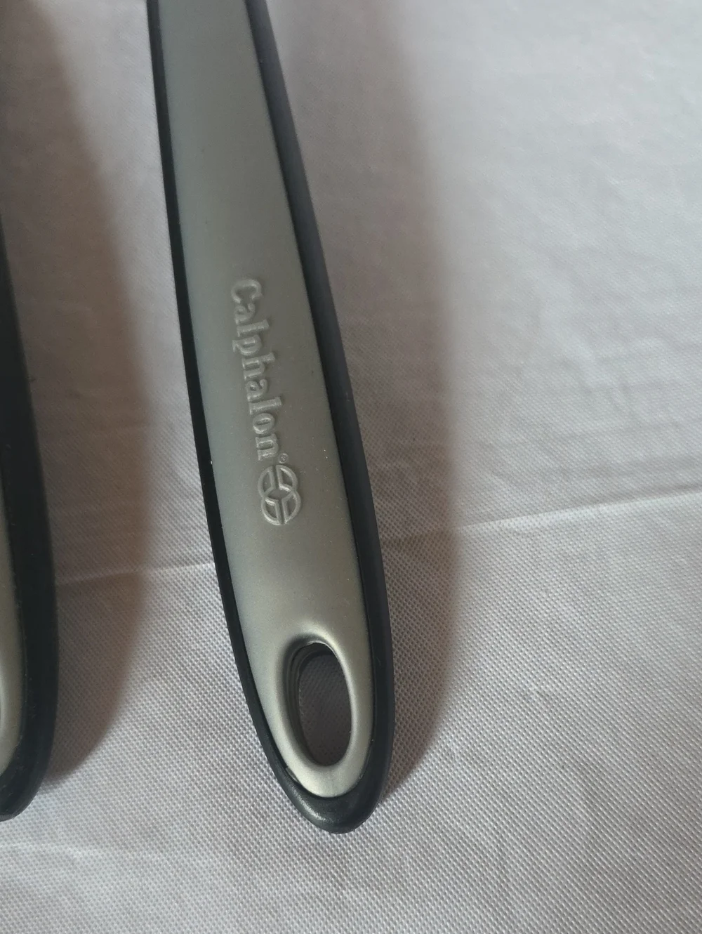 Calphalon Set of 6 Cooking Utensils Spatulas Spoons Black Gray